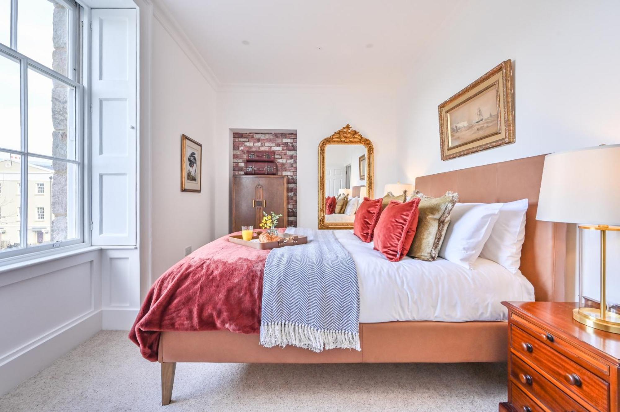 9 Admiralty House Stunning Luxury Apartment With Free Parking Plymouth Eksteriør bilde