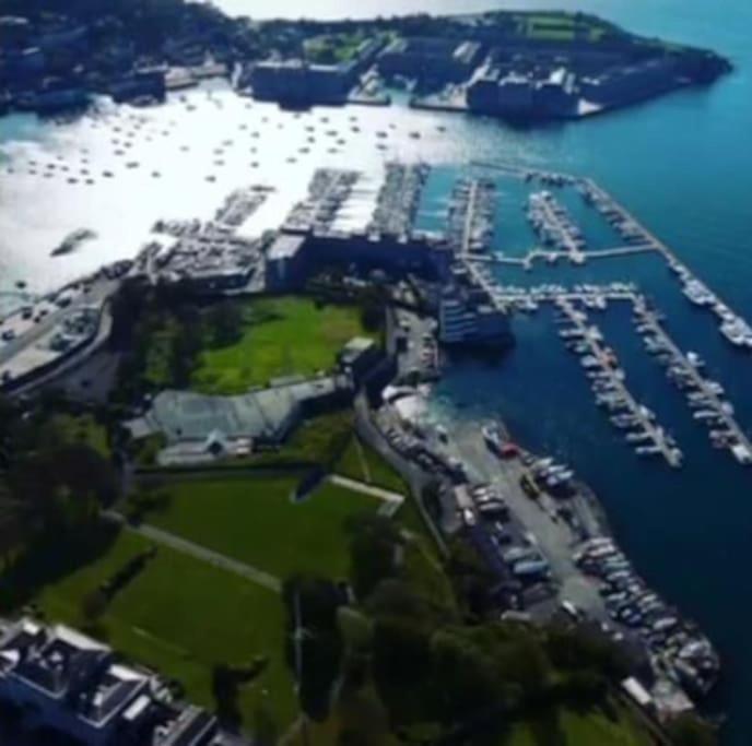 9 Admiralty House Stunning Luxury Apartment With Free Parking Plymouth Eksteriør bilde